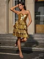 A-line kjole Sweetheart Brusende Volanger Kort/Mini Metallic Satin Kjole
