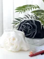 Nydelig silke med blomsterkvelds-/festvesker