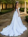 A-line kjole Sweetheart Plissert Katedral Slep Organza Brudekjoler