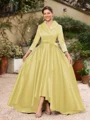 A-line kjole kjole Satin Ruched V-hals Lange ermer Asymmetrisk Brudens Mor Kjole