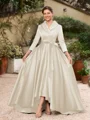 A-line kjole kjole Satin Ruched V-hals Lange ermer Asymmetrisk Brudens Mor Kjole