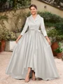 A-line kjole kjole Satin Ruched V-hals Lange ermer Asymmetrisk Brudens Mor Kjole