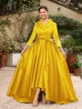 A-line kjole kjole Satin Ruched V-hals Lange ermer Asymmetrisk Brudens Mor Kjole