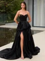 A-line kjole Sweetheart Volanger Kapell Slep Satin Korsett Ballkjole