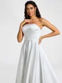 A-line kjole Rett Plissert Kapell Slep Satin Brudekjoler