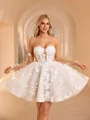 A-line kjole Sweetheart Lange ermer Applikasjoner Blonder Kort/Mini Blonder Korsett Brudekjoler