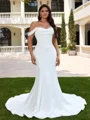 Sheath Bare Skuldre Plissert Bane-tog Satin Korsett Plus Size Brudekjoler