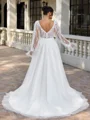 A-line kjole V-hals Lange ermer Applikasjoner Blonder Bane-tog Tyll Plus Size Brudekjoler